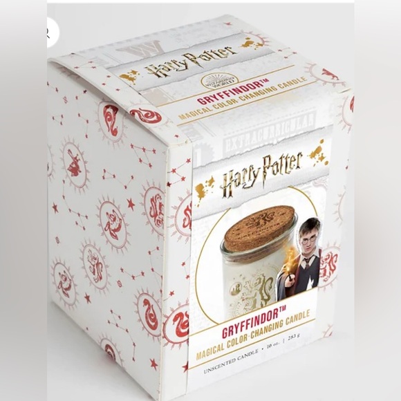 NIB Harry Potter Gryffindor Magical Color Changing Candle - Picture 1 of 3